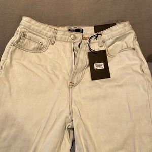 Glassons Super High Rise 90’s Straight Leg Jean